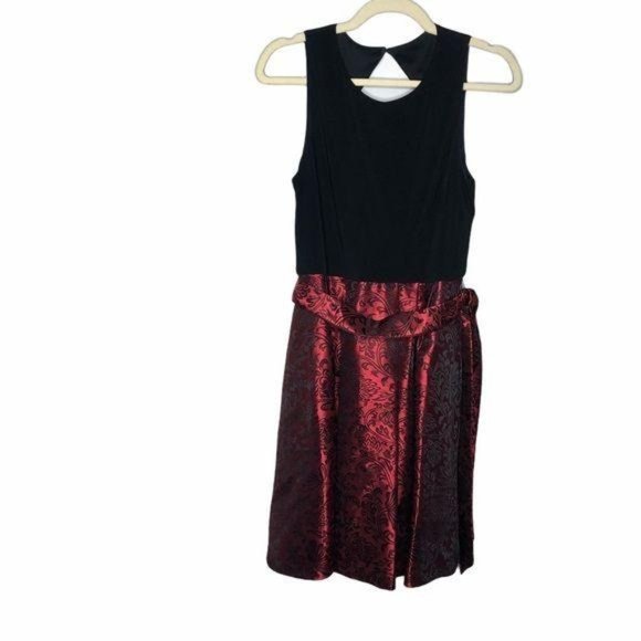 Eliza J Dresses & Skirts - Eliza J Black Red Sleeveless Midi Dress Size 8